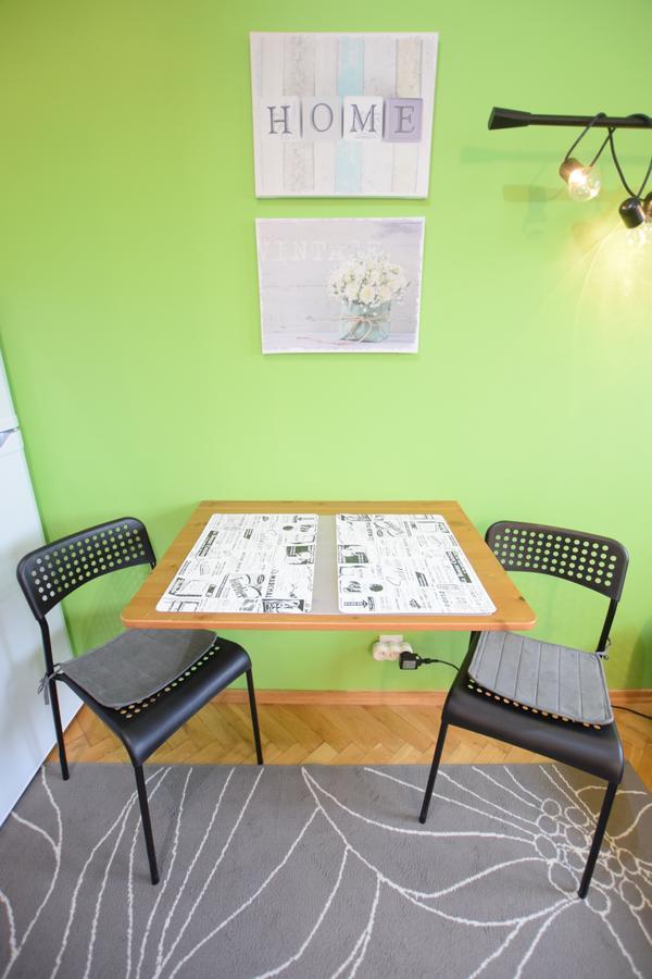 Elegant Apartment Chmielna Promenade 华沙 外观 照片